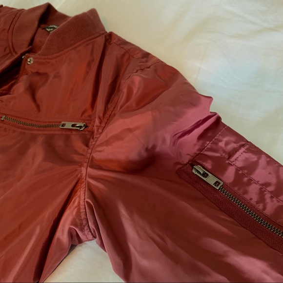 Cropped bomber jacket - Picture 2 of 3